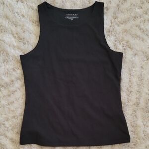 Tahari NWT Ribbed Sleeveless Top